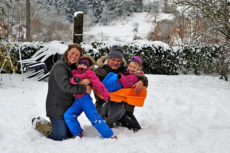 Gezin-in-de-sneeuw