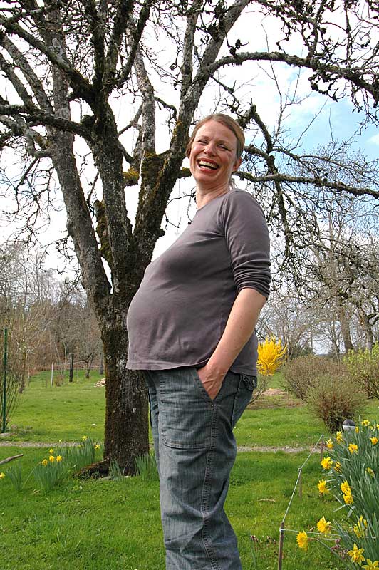 Zwanger-in-de-tuin